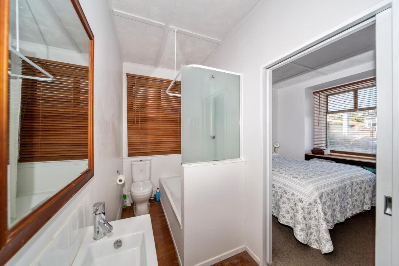 Richard & Jill'S City House Villa Ню Плимут Екстериор снимка